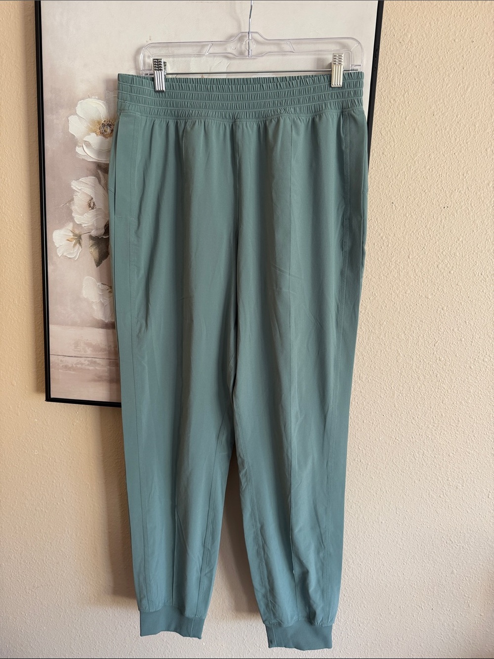 Lululemon Wanderer Jogger 28"